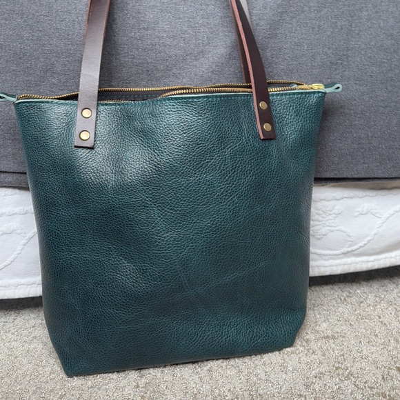 BNNU Lagoon Small Zip Tote - Picture 2 of 6